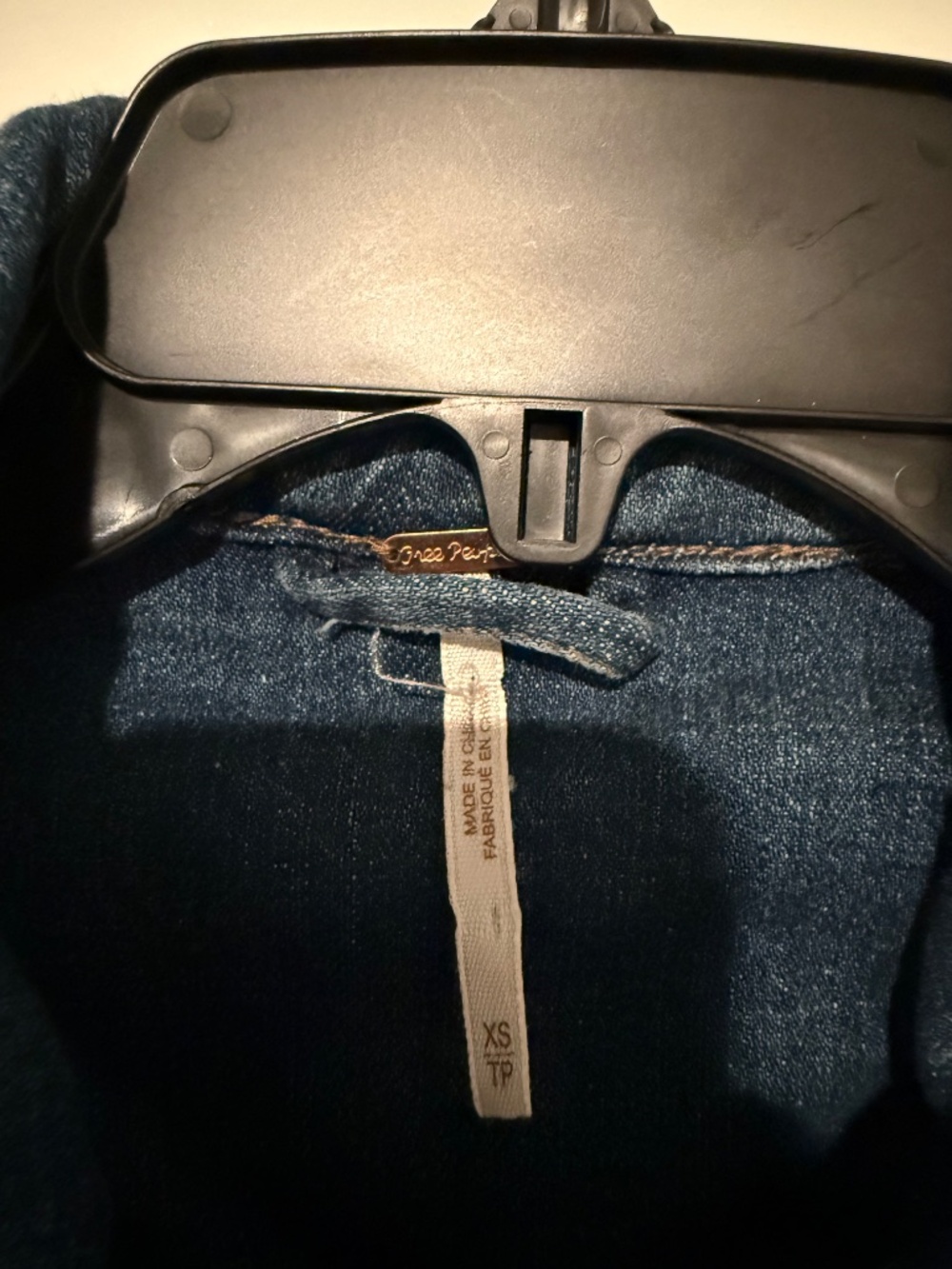 Stylish Jean Jacket - Picture 4 of 4